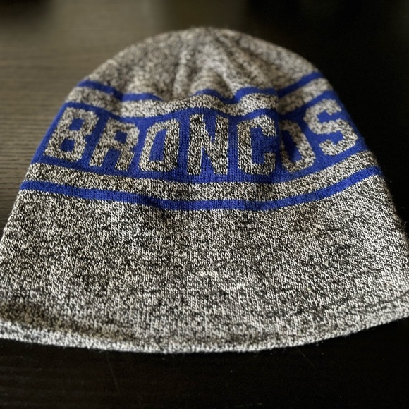 Boise State Broncos Winter Hat/Beanie - Picture 6 of 6